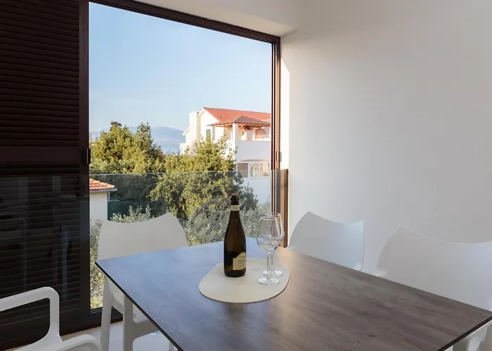 Kos Apartmán Supetar